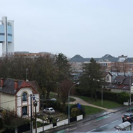 Secteur Hopital Universites Et Centre Sportif Saint-André-les-Vergers Eksteriør bilde